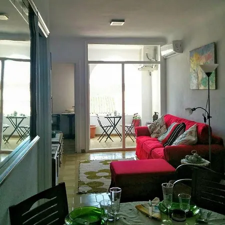 Cozy Near To Beach, 5 Pax,