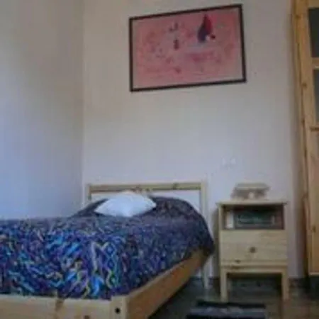 Cozy Near To Beach, 5 Pax, Apartment Calella