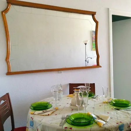 Cozy Near To Beach, 5 Pax, *