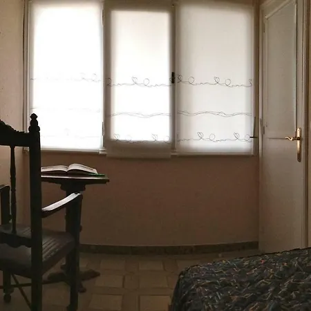 Cozy Near To Beach, 5 Pax, Διαμέρισμα *